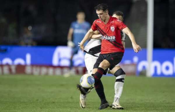 Vasco empata nos minutos finais, mas é vaiado em São Januário vasco-empata-nos-minutos-finais,-mas-e-vaiado-em-sao-januario